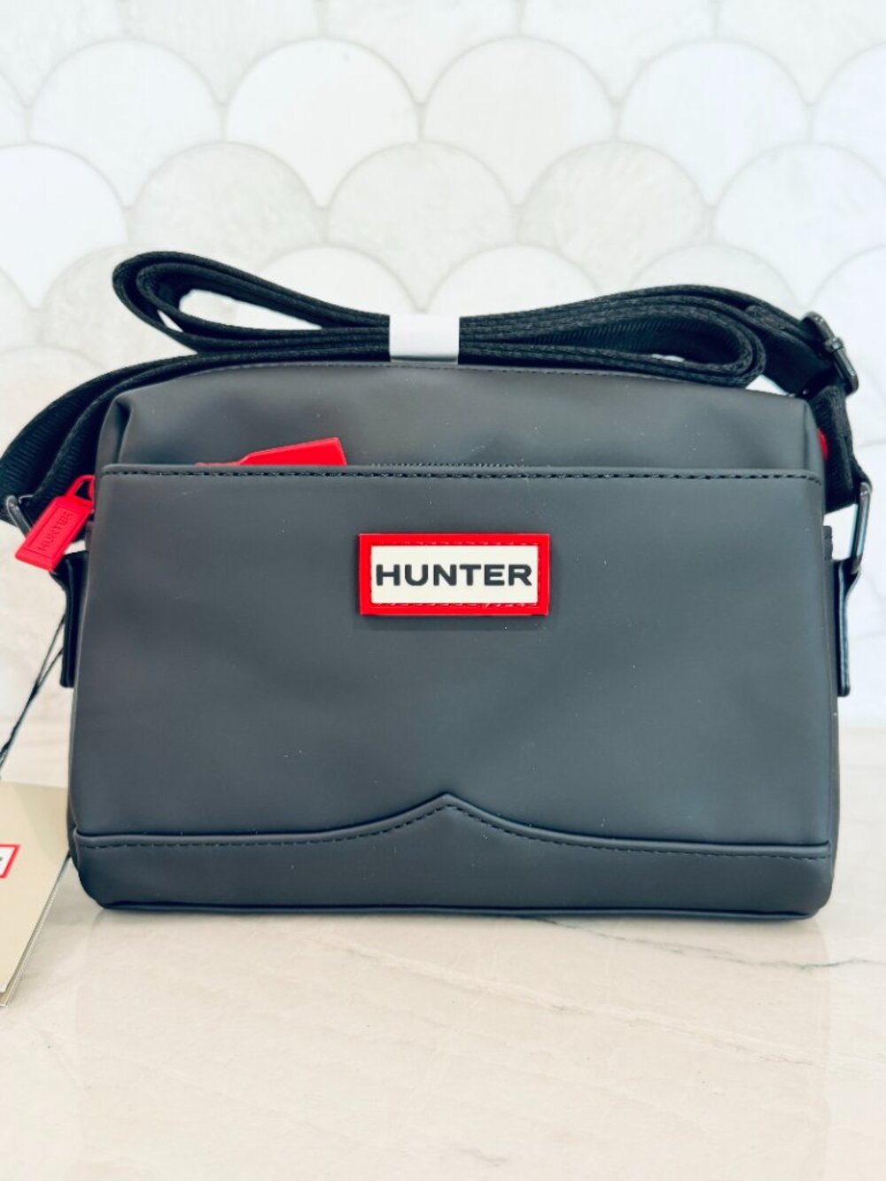 Hunter Small Black Matte Zip Crossbody Bag Travel Shoulder Messenger Purse NWT